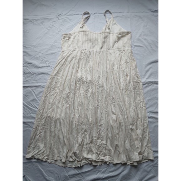 Torrid Midi Challis Asymmetrical Button Front Dress Striped Beige White Womens 3 - Picture 9 of 12